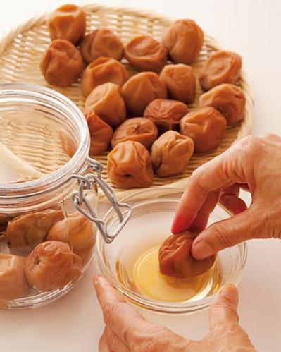 梅の季節！初めてでも簡単に梅干しを漬ける方法とは？ファスナ一つき保存袋でラクラク（サムネイル画像7）