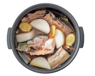 炊飯器を使った簡単レシピ。ピッと押すだけで、味しみぶり大根が完成！（サムネイル画像2）