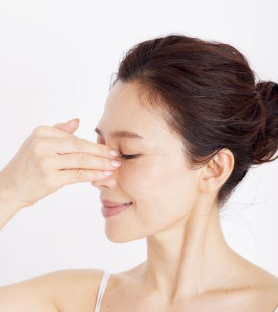 長いマスク生活で深くなった【ほうれい線がすっきり】筋膜リフトケア。筋膜をピンと張る！（サムネイル画像2）