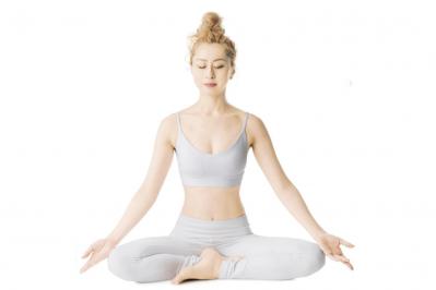 【無理なくダイエット】背中＆二の腕スッキリ！ayaさん式引き締めヨガ