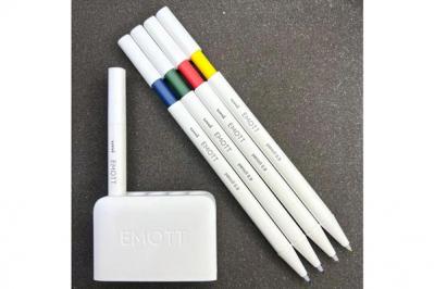 4色で楽しむカラー芯シャープペンシルが話題！　カードやはがきを飾るテクを小日向 京さんが伝授（サムネイル画像2）