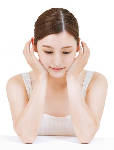 顔の左右バランスを整えて、すっきりとした小顔に【顔面縮小マッサージ】（サムネイル画像6）