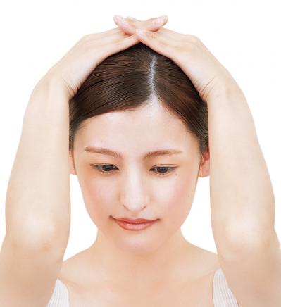 頭のこりをほぐして、フェイスラインを引き締める【顔面縮小マッサージ】（サムネイル画像5）