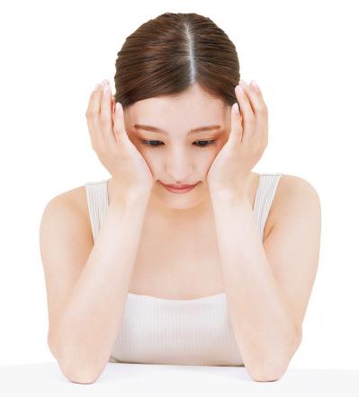 顔の左右バランスを整えて、すっきりとした小顔に【顔面縮小マッサージ】（サムネイル画像3）