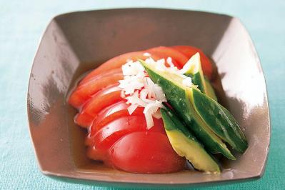 野菜の【めんつゆ酢がけ】が絶品！　淡白な野菜や魚介のうまみが引き立つ２選