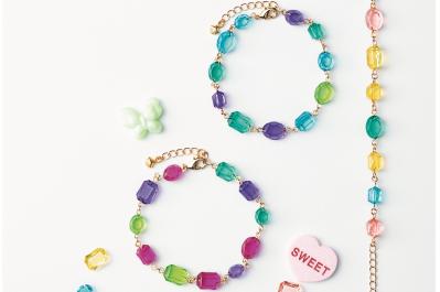 【レジンアクセサリー】簡単！ 夏に作りたい「キャンディーカラーのブレスレット」