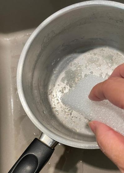 【スリコ】の「めくって使える薄手スポンジ」なら、毎日新品！ラクに清潔を叶えてくれる（サムネイル画像5）