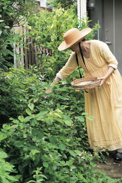 【料理家・中川たまさん】の住み替え実例「50代以降の暮らしを見据え、自然を楽しめる庭つきの戸建てへ」（サムネイル画像5）