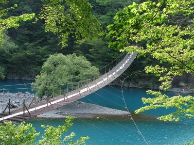 写真映え間違えなし！の幻想的な日本の【渓流】2選。旅行ジャーナリスト・津田令子さんおすすめ（サムネイル画像2）
