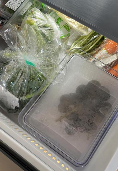 【スリコ】のザル付き保存容器Lサイズ。スタッキングできて中身がひと目でわかるから重宝！（サムネイル画像6）