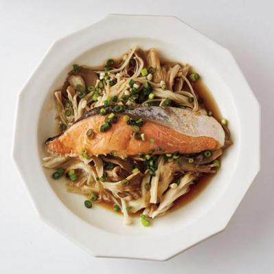 メインおかずがレンチンで即デキ【鮭きのこのバタポン蒸し】【豚こまもやしの中華蒸し】忙しい平日におすすめ（サムネイル画像2）