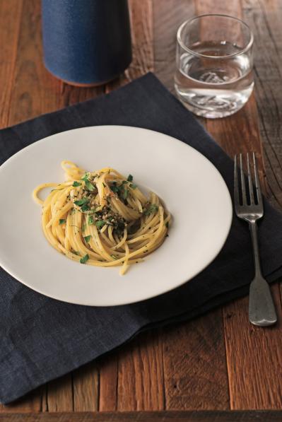 絶品【ペペロンチーノ】。おいしさの決め手は油と塩にあり｜「パスタ世界一」弓削シェフの至福の家イタリアン（サムネイル画像2）