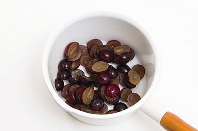 【驚きの簡単レシピ】品種は何でもOK！手作りぶどうジャム＆シロップの作り方（サムネイル画像3）