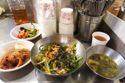 ソウル観光の定番  南大門市場で買い物＆食事。ニューオープンのBTS公式ストアもチェック！（サムネイル画像6）