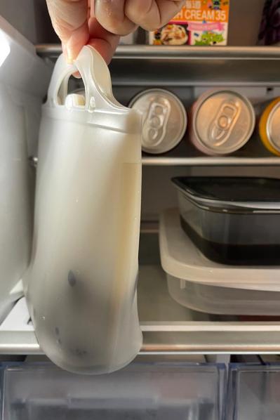 【スリコ】の「シリコーンフードバッグ」は時短家事に超優秀な調理グッズ（サムネイル画像5）