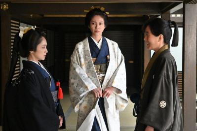 【大奥】源内（鈴木杏）と田沼（松下奈緒）の口吸いシーンに注目が集まる。治済（仲間由紀恵）は大奥をかき乱そうとしているのか