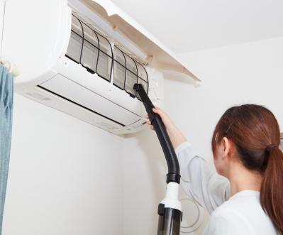 軽くてゴミ捨てがラク！ 50代からの【スティック型クリーナー】3選｜家電のプロ・神原サリーさんおすすめ（サムネイル画像12）