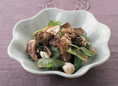 たんぱく質もとれる【きのこの副菜】レシピ2選「三つ葉のクリームチーズ和え」「なめこの茶碗蒸し」（サムネイル画像2）