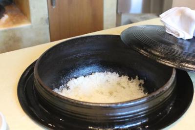 ビューが最高な漢江の中州・ノドゥル島。BTSの事務所と絶品ワカメスープを求めて龍山～三角地に。JIMINの誕生日を祝うラッピングバスも！（サムネイル画像12）