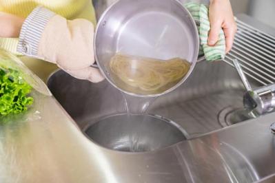 知ってる？冷やごはんをふっくらさせる方法【昔ながらの家事コツ】（サムネイル画像3）