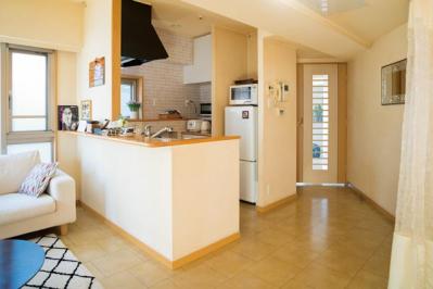 月12万円で生活するショコラさんの老前整理とは？「大事なのはモノがないことではなく、 自分の心と身の丈に合った暮らしです」【前編】（サムネイル画像2）