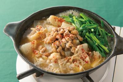 腸活におすすめの【鍋レシピ】3選「鮭のとろろ鍋」「鶏肉のにら納豆鍋」「ミルクかぼちゃ鍋」（サムネイル画像3）