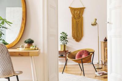 美容医療クリニックって、どんなところ？初めて受診する50代が知りたいポイント