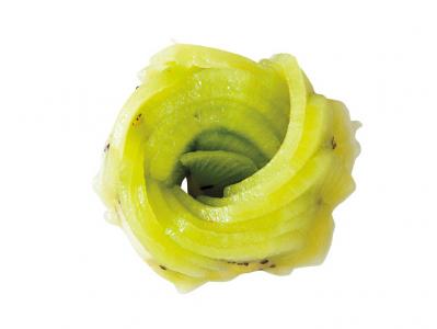 【大人かわいい飾り切り】食べるのがもったいないほどキュートな「フルーツボックス」（サムネイル画像10）