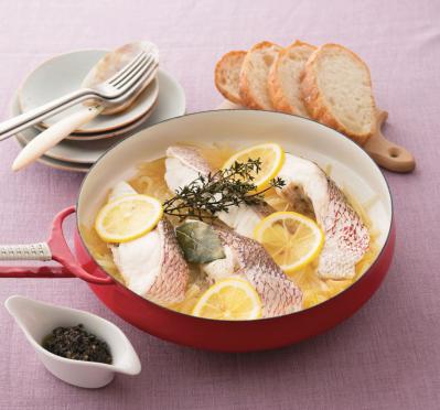 【年末年始の簡単ごちそうレシピ】作りおきしてアレンジもできる「鯛のレモンワイン蒸し」（サムネイル画像2）