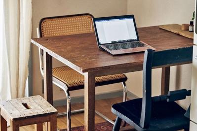 大人のひとり暮らし【後編】「初めてのアートを飾るため家具の配置を変えました」インフルエンサー  しょ〜こさん（サムネイル画像8）