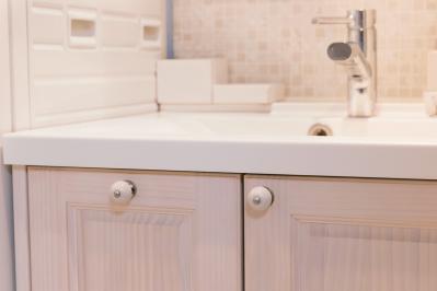 【1月人気記事】【ひとり暮らしのマンションリフォーム】エッセイスト・岸本葉子さんが50代で手に入れた快適な空間を拝見［前編］【暮らし部門1位】（サムネイル画像8）