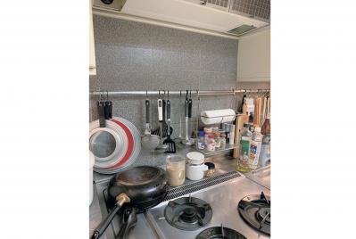 【70代のキッチンリフォーム】収納たっぷり、掃除しやすい快適な空間に！ 加藤タキさんの実例［後編］（サムネイル画像5）