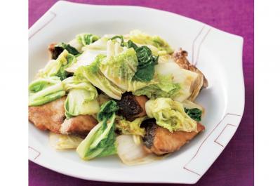 【白菜使いきりレシピ】外葉を使った煮物＆炒め物「鮭の重ね鍋」「ベーコンのスープ煮」「ぶりのかき油炒め」