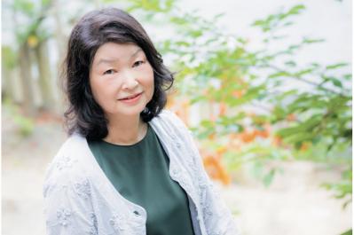 宇佐美まことさんの最新推理小説『誰かがジョーカーをひく』。二転三転するスピーディーな展開に、読み始めたら目が離せない！