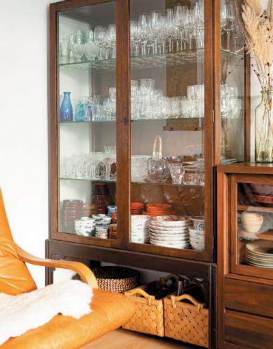 【料理家・五味幹子さんのキッチン拝見】DIYで棚を設置し、ストレスフリーな空間に（サムネイル画像11）