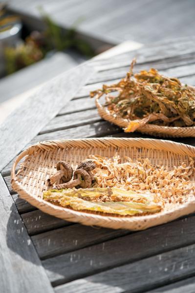 【料理家・飛田和緒さんのキッチン拝見】愛用の器、50代に合った調理道具とは？［後編］（サムネイル画像13）