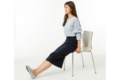 今すぐできる！椅子に座ったまま「アキレス腱のばし」で足から健康になる