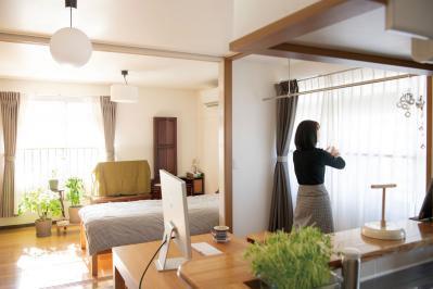 【ひとり暮らしのお宅拝見】60代、YouTuberのyamaさん「持ち家を手放したら一気に身軽に。質素ながら自由な暮らしを満喫中」（サムネイル画像3）