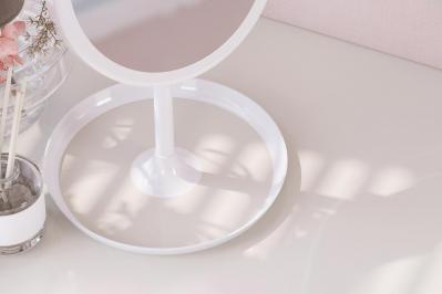 エステ感覚で受けられると人気の施術「ハイドラフェイシャル」と「ケミカルピーリング」とは？