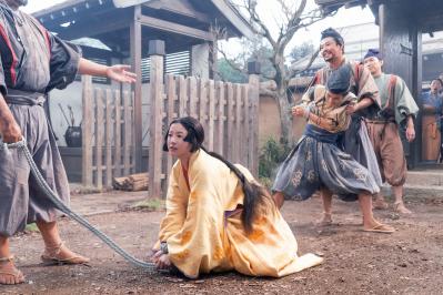 【光る君へ】ついに結ばれる紫式部（吉高由里子）と藤原道長（柄本佑）。それでも夫婦になれない二人の今後は？（サムネイル画像2）