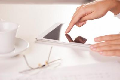 美容医療の【目まわりの手術】とは？　眼瞼下垂症手術・まぶたのたるみ取り（サムネイル画像2）