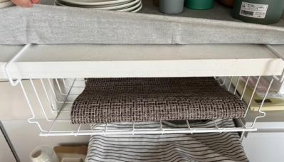 【スリコ】棚下の空間を有効活用「ワイヤースタック収納ラック」が安くて感動！（サムネイル画像3）