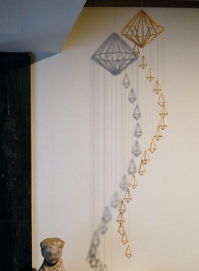 【モノがあっても心地いい家】フードコーディネーター・こてらみやさんの実例「思い出のアンティークと小物をバランスよく配置」【前編】（サムネイル画像10）