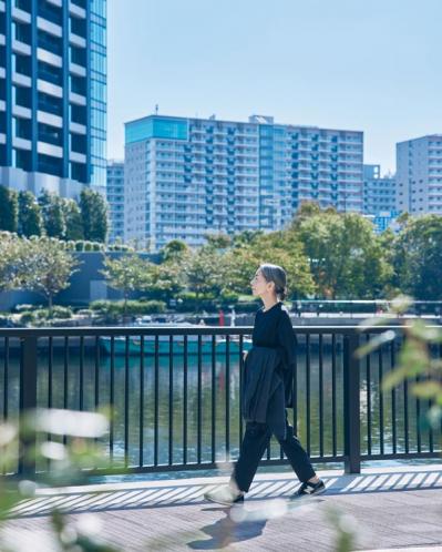 58歳 エッセイスト 広瀬裕子さんの暮らし「不安は“課題”と受けとめて、かろやかに歩いていく」（サムネイル画像3）