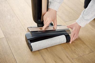 床の拭き掃除がぐんとラクになる【水拭きスティック掃除機】3選｜家電のプロ・神原サリーさんおすすめ（サムネイル画像6）