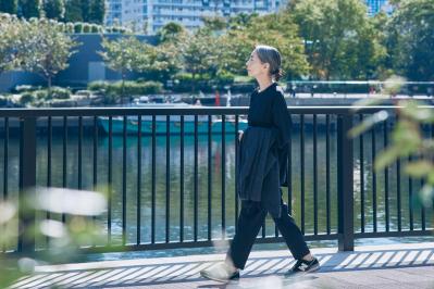 58歳 エッセイスト 広瀬裕子さんの暮らし「不安は“課題”と受けとめて、かろやかに歩いていく」