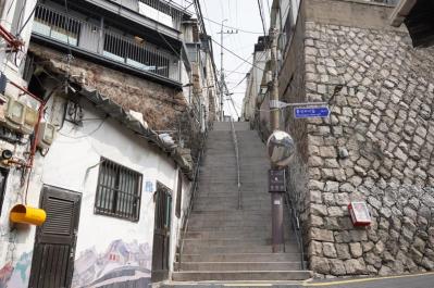 チャウヌの新境地が見られる！ ドラマ「ワンダフルワールド」のロケ地・梨花洞壁画村で韓国ののどかな風景に出合う（サムネイル画像7）