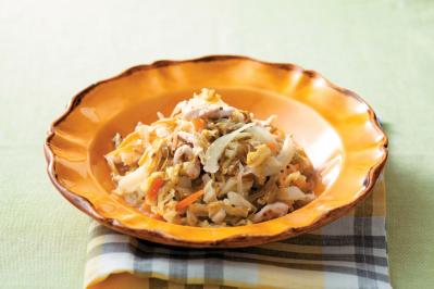 【春野菜のおかず】春キャベツの作りおきサラダ「ザワークラウト」「ゆずこしょう風味だしサラダ」（サムネイル画像2）