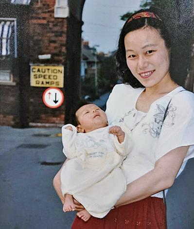 編集者から出産を経て、33歳で医学生。55歳で作家への軌跡、作家・医師の【南杏子さん】に学ぶ人生哲学（サムネイル画像5）