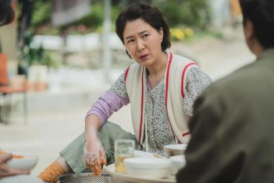 「涙の女王」高視聴率の3つの理由とは？ヒョヌ（キム・スヒョン）が去るラベンダー畑の花言葉に胸が震えた15〜16話レビュー【韓国ドラマ】（サムネイル画像3）